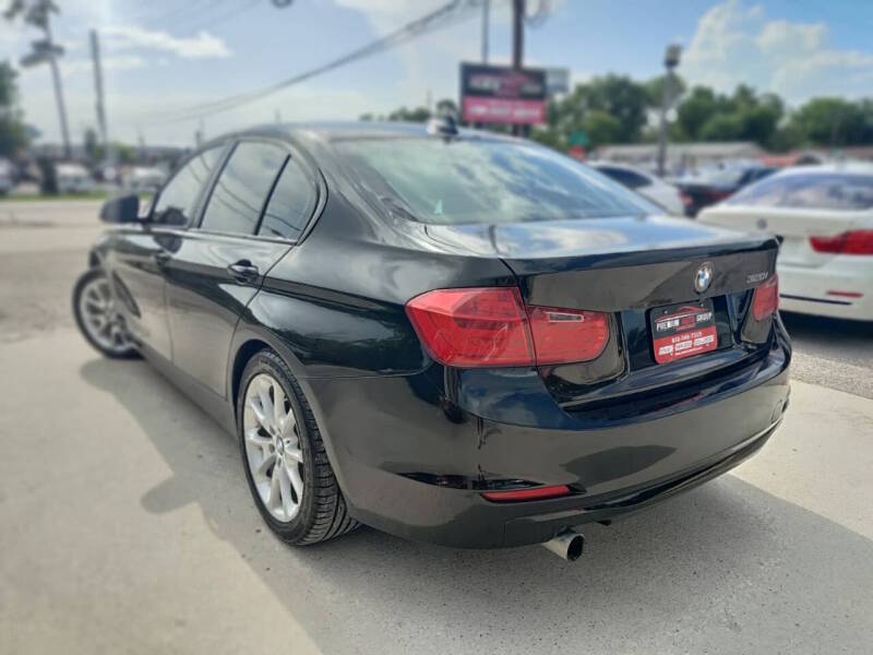 bmw 3 series 2014 WBA3B1C57EP679992 image bmw 3 series 2014 WBA3B1C57EP679992 image